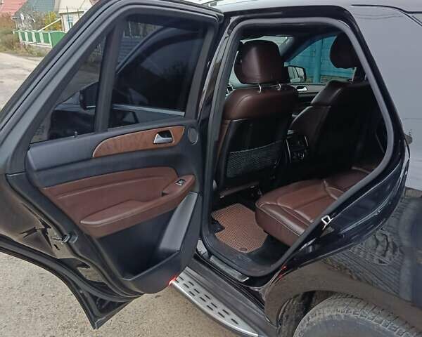 Черный Мерседес М-Класс, объемом двигателя 2.14 л и пробегом 172 тыс. км за 24000 $, фото 42 на Automoto.ua