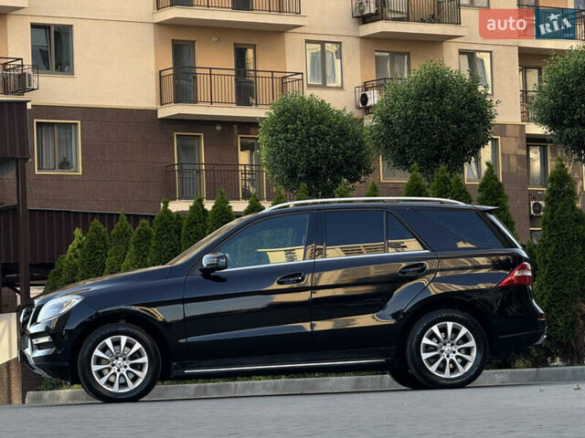 Черный Мерседес М-Класс, объемом двигателя 2.2 л и пробегом 182 тыс. км за 19500 $, фото 9 на Automoto.ua