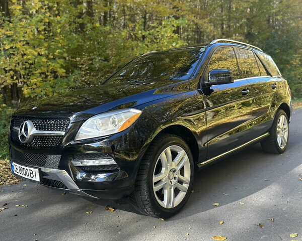 Мерседес М-Класс 2013 в Черновцах на Automoto.ua Черный Мерседес М-Класс, объемом двигателя 2.99 л и пробегом 297 тыс. км за 18500 $, фото 1 на Automoto.ua