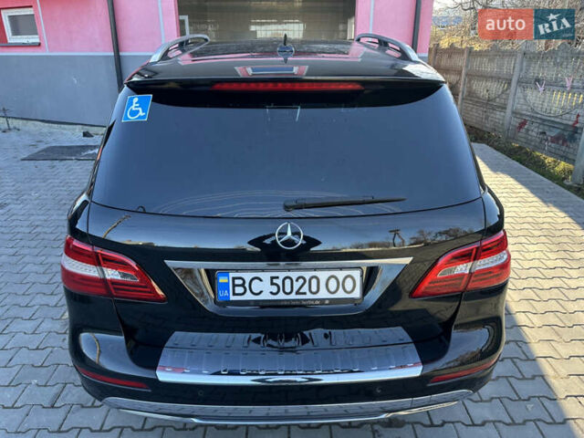 Черный Мерседес М-Класс, объемом двигателя 3 л и пробегом 377 тыс. км за 23500 $, фото 3 на Automoto.ua