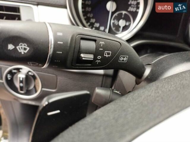 Черный Мерседес М-Класс, объемом двигателя 2.14 л и пробегом 220 тыс. км за 21000 $, фото 28 на Automoto.ua