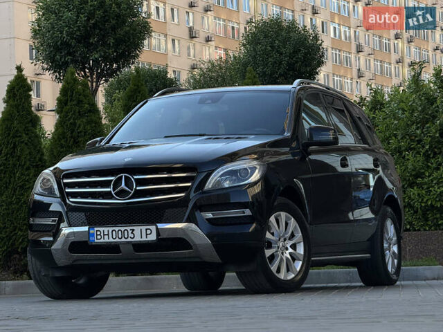 Черный Мерседес М-Класс, объемом двигателя 2.2 л и пробегом 182 тыс. км за 19500 $, фото 5 на Automoto.ua