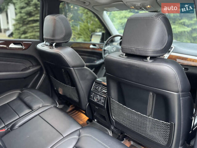 Чорний Мерседес М-Клас, об'ємом двигуна 2.99 л та пробігом 230 тис. км за 28700 $, фото 74 на Automoto.ua