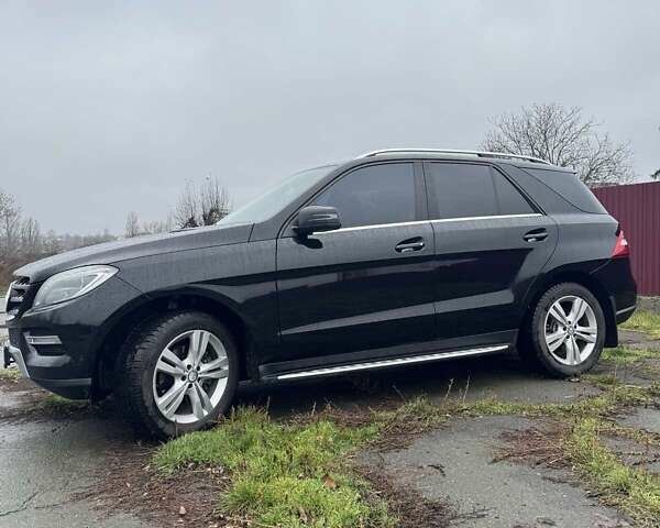 Черный Мерседес М-Класс, объемом двигателя 2.99 л и пробегом 250 тыс. км за 24500 $, фото 3 на Automoto.ua