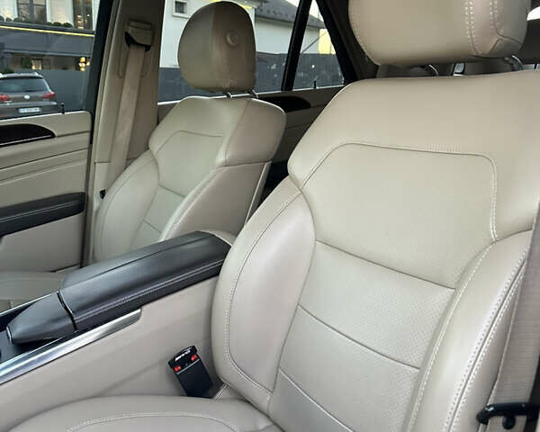 Черный Мерседес М-Класс, объемом двигателя 2.99 л и пробегом 297 тыс. км за 17900 $, фото 32 на Automoto.ua