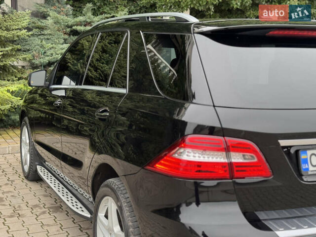 Чорний Мерседес М-Клас, об'ємом двигуна 2.99 л та пробігом 230 тис. км за 28700 $, фото 50 на Automoto.ua