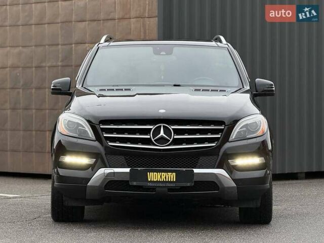 Черный Мерседес М-Класс, объемом двигателя 3.5 л и пробегом 331 тыс. км за 16950 $, фото 1 на Automoto.ua