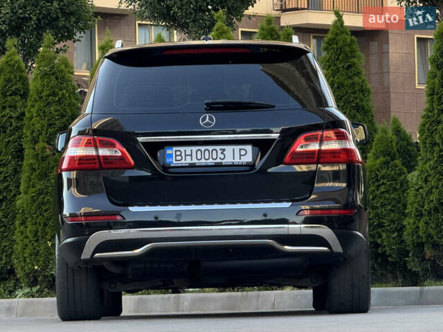 Черный Мерседес М-Класс, объемом двигателя 2.2 л и пробегом 182 тыс. км за 19500 $, фото 39 на Automoto.ua
