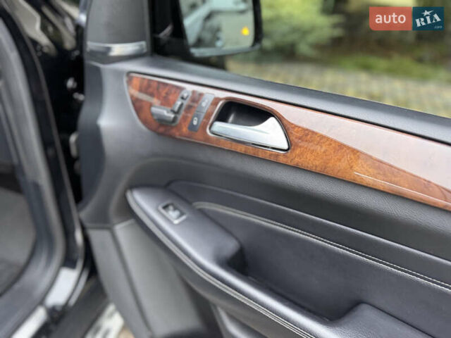 Чорний Мерседес М-Клас, об'ємом двигуна 2.99 л та пробігом 230 тис. км за 28700 $, фото 77 на Automoto.ua