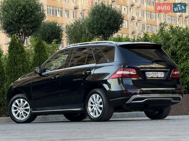 Черный Мерседес М-Класс, объемом двигателя 2.2 л и пробегом 182 тыс. км за 19500 $, фото 10 на Automoto.ua