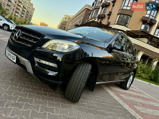 Чорний Мерседес М-Клас, об'ємом двигуна 2.14 л та пробігом 145 тис. км за 24500 $, фото 1 на Automoto.ua