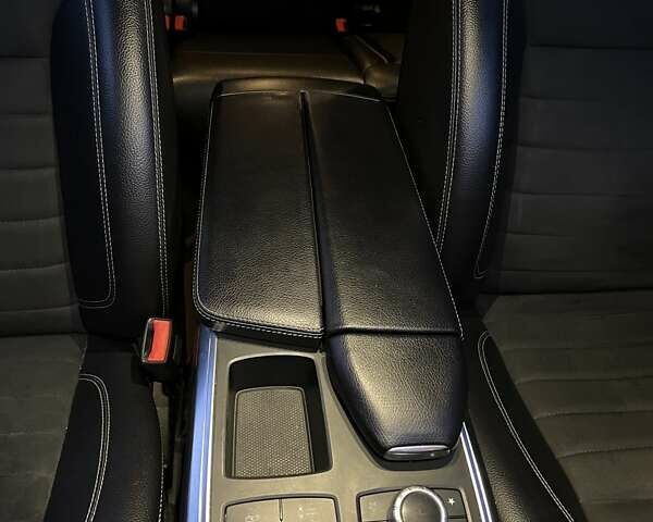 Черный Мерседес М-Класс, объемом двигателя 2.99 л и пробегом 250 тыс. км за 24500 $, фото 11 на Automoto.ua