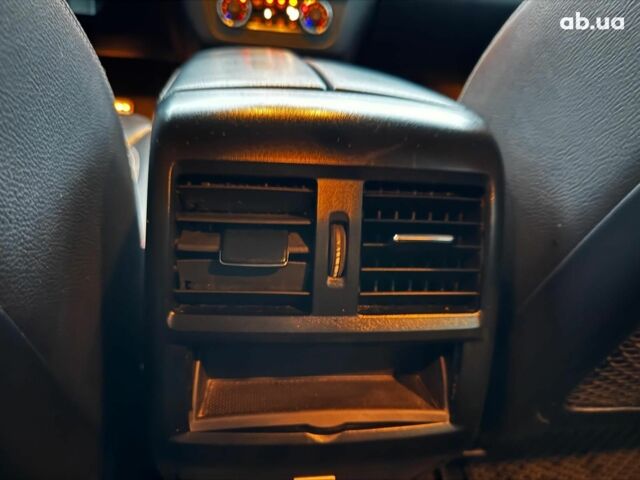 Черный Мерседес М-Класс, объемом двигателя 2.2 л и пробегом 205 тыс. км за 19490 $, фото 24 на Automoto.ua