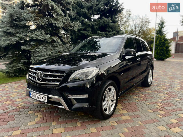 Мерседес М-Класс 2013 в Одессе на Automoto.ua Черный Мерседес М-Класс, объемом двигателя 2.99 л и пробегом 150 тыс. км за 19500 $, фото 2 на Automoto.ua