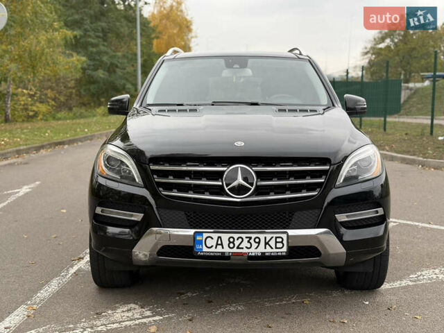 Мерседес М-Клас 2013 у Києві на Automoto.ua Чорний Мерседес М-Клас, об'ємом двигуна 3 л та пробігом 290 тис. км за 19900 $, фото 4 на Automoto.ua