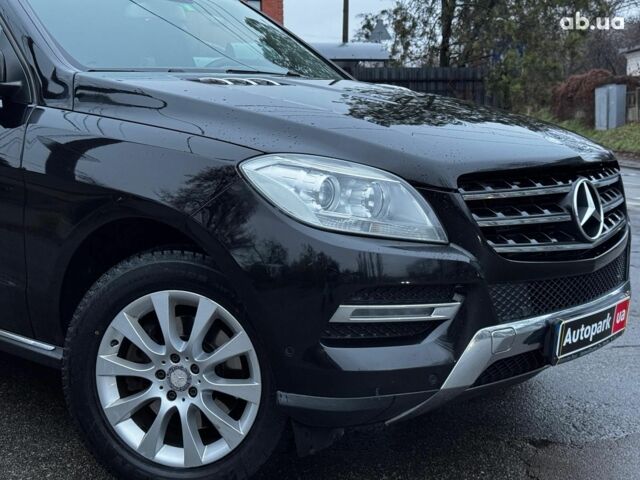 Черный Мерседес М-Класс, объемом двигателя 2.2 л и пробегом 205 тыс. км за 19490 $, фото 6 на Automoto.ua