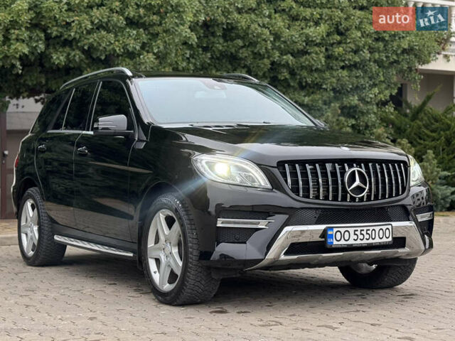 Чорний Мерседес М-Клас, об'ємом двигуна 2.99 л та пробігом 230 тис. км за 28700 $, фото 1 на Automoto.ua