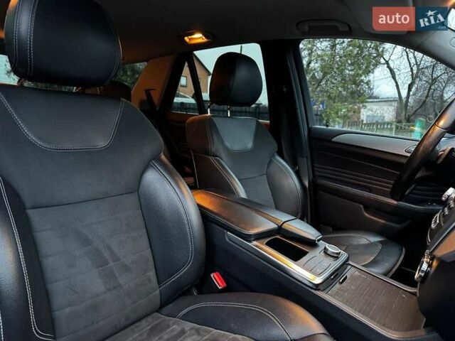 Черный Мерседес М-Класс, объемом двигателя 2.2 л и пробегом 205 тыс. км за 19490 $, фото 40 на Automoto.ua