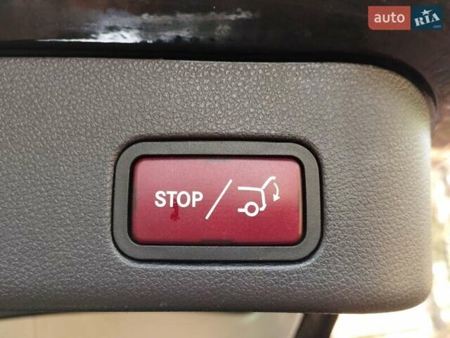 Черный Мерседес М-Класс, объемом двигателя 2.14 л и пробегом 220 тыс. км за 21000 $, фото 46 на Automoto.ua