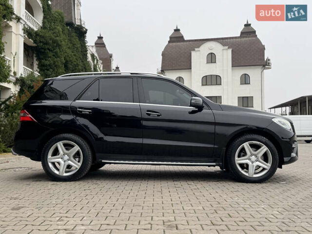 Чорний Мерседес М-Клас, об'ємом двигуна 2.99 л та пробігом 230 тис. км за 28700 $, фото 23 на Automoto.ua