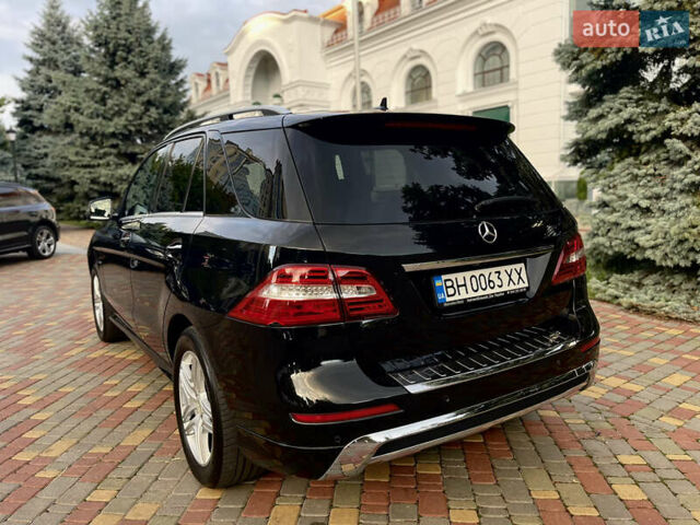 Мерседес М-Класс 2013 в Одессе на Automoto.ua Черный Мерседес М-Класс, объемом двигателя 2.99 л и пробегом 150 тыс. км за 19500 $, фото 10 на Automoto.ua