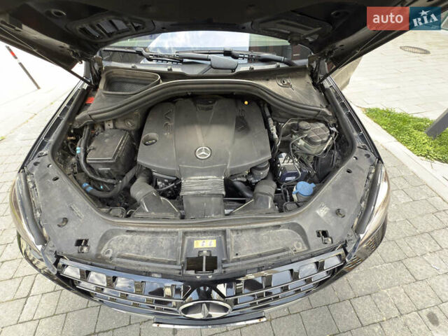 Черный Мерседес М-Класс, объемом двигателя 2.99 л и пробегом 130 тыс. км за 24900 $, фото 11 на Automoto.ua