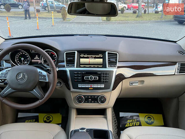Черный Мерседес М-Класс, объемом двигателя 2.99 л и пробегом 289 тыс. км за 19800 $, фото 14 на Automoto.ua