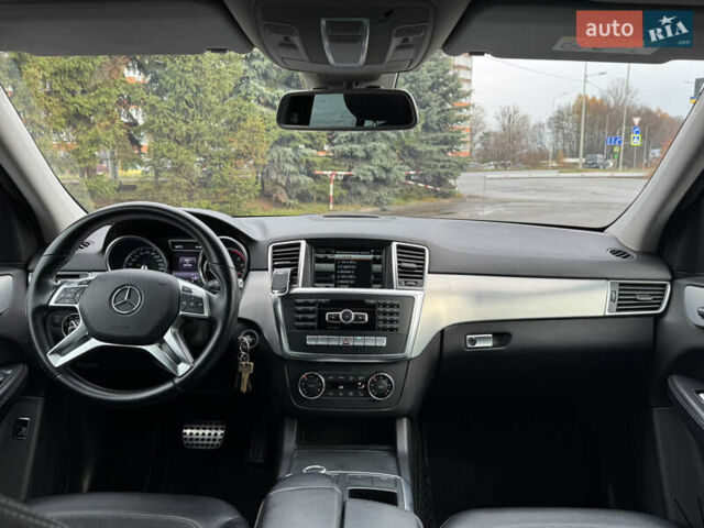 Чорний Мерседес М-Клас, об'ємом двигуна 2.14 л та пробігом 243 тис. км за 24999 $, фото 52 на Automoto.ua