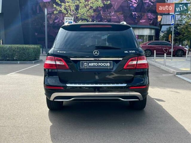 Черный Мерседес М-Класс, объемом двигателя 2.99 л и пробегом 280 тыс. км за 21990 $, фото 5 на Automoto.ua