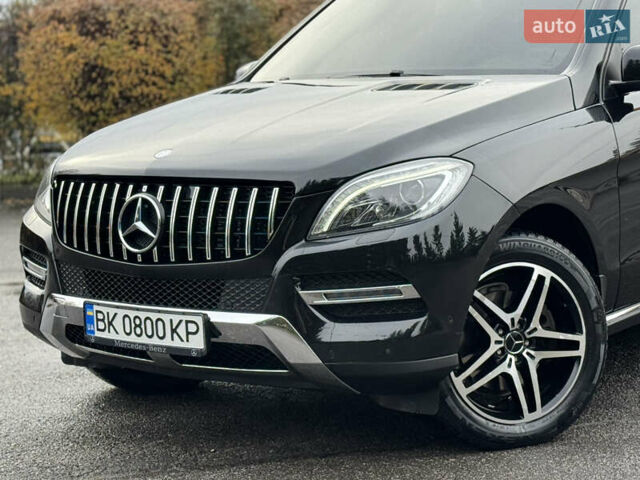 Чорний Мерседес М-Клас, об'ємом двигуна 2.14 л та пробігом 243 тис. км за 24999 $, фото 6 на Automoto.ua