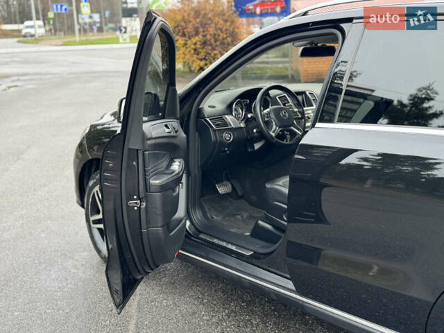 Чорний Мерседес М-Клас, об'ємом двигуна 2.14 л та пробігом 243 тис. км за 24999 $, фото 41 на Automoto.ua