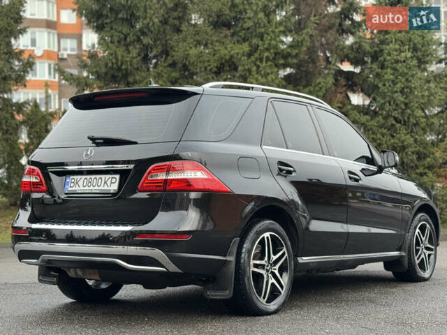 Чорний Мерседес М-Клас, об'ємом двигуна 2.14 л та пробігом 243 тис. км за 24999 $, фото 22 на Automoto.ua