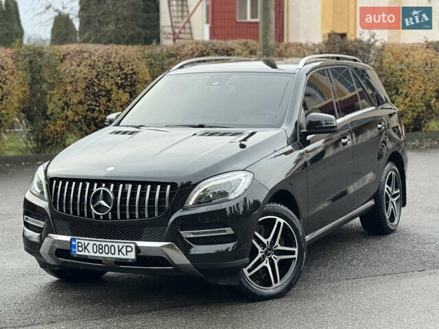 Чорний Мерседес М-Клас, об'ємом двигуна 2.14 л та пробігом 243 тис. км за 24999 $, фото 1 на Automoto.ua