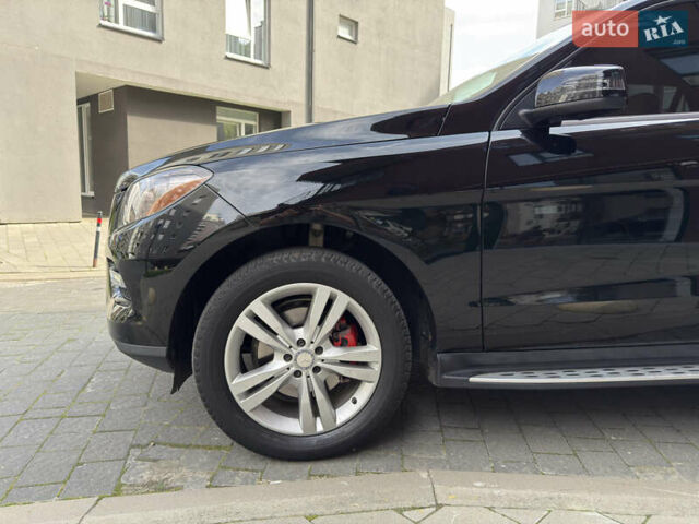 Черный Мерседес М-Класс, объемом двигателя 2.99 л и пробегом 130 тыс. км за 24900 $, фото 6 на Automoto.ua