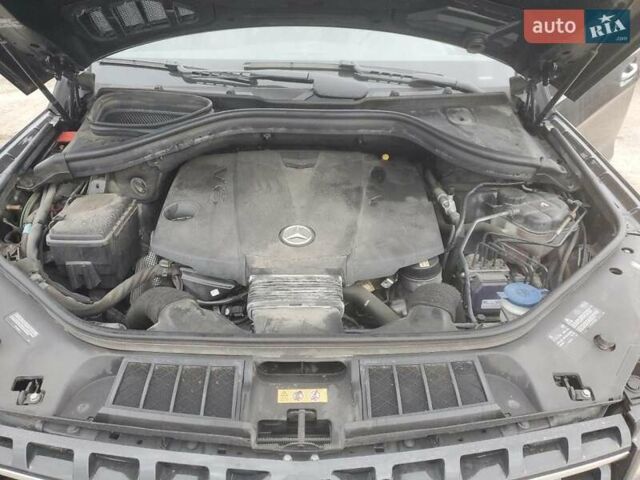 Чорний Мерседес М-Клас, об'ємом двигуна 2.99 л та пробігом 78 тис. км за 4000 $, фото 10 на Automoto.ua