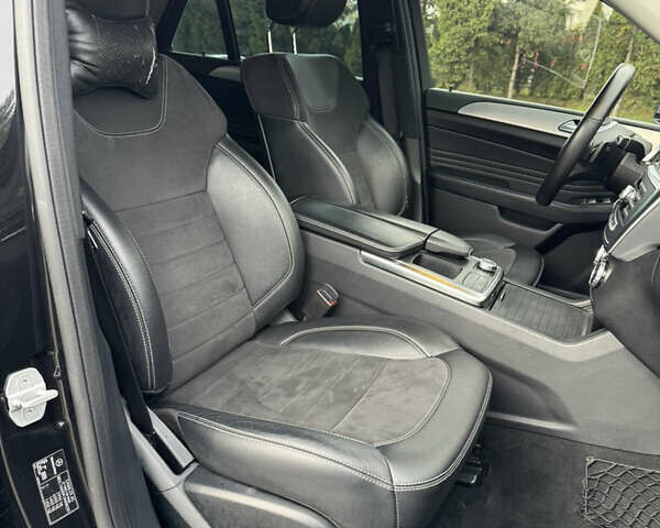 Чорний Мерседес М-Клас, об'ємом двигуна 2.14 л та пробігом 243 тис. км за 24999 $, фото 50 на Automoto.ua