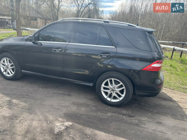 Мерседес М-Класс 2014 в Чернигове на Automoto.ua Черный Мерседес М-Класс, объемом двигателя 2.99 л и пробегом 271 тыс. км за 25500 $, фото 4 на Automoto.ua