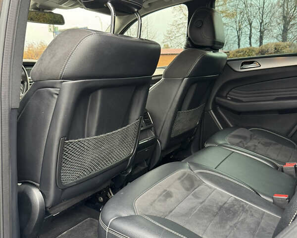 Чорний Мерседес М-Клас, об'ємом двигуна 2.14 л та пробігом 243 тис. км за 24999 $, фото 48 на Automoto.ua