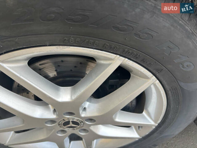 Мерседес М-Класс 2014 в Чернигове на Automoto.ua Черный Мерседес М-Класс, объемом двигателя 2.99 л и пробегом 271 тыс. км за 25500 $, фото 7 на Automoto.ua