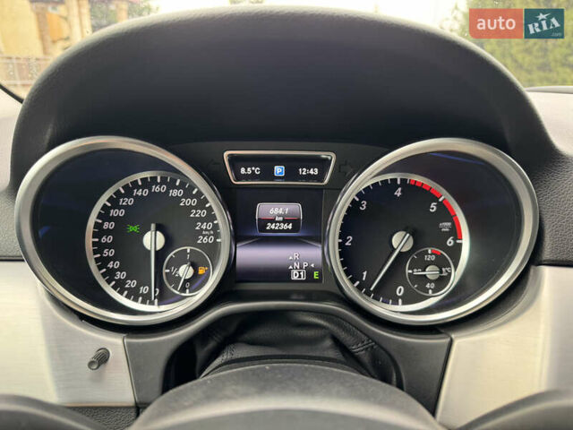 Чорний Мерседес М-Клас, об'ємом двигуна 2.14 л та пробігом 243 тис. км за 24999 $, фото 60 на Automoto.ua