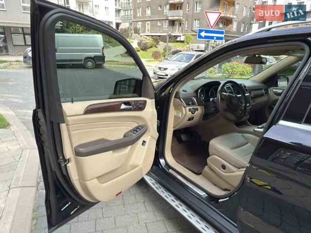 Черный Мерседес М-Класс, объемом двигателя 2.99 л и пробегом 130 тыс. км за 24900 $, фото 15 на Automoto.ua