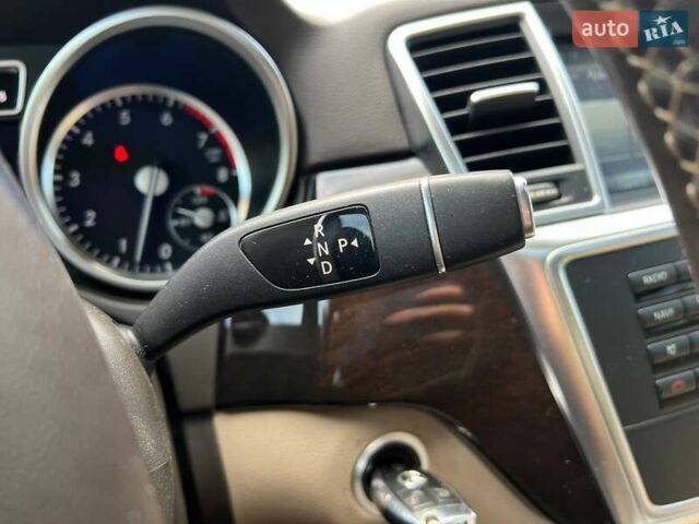 Черный Мерседес М-Класс, объемом двигателя 2.99 л и пробегом 280 тыс. км за 21990 $, фото 15 на Automoto.ua