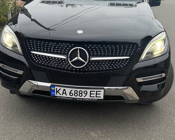 Черный Мерседес М-Класс, объемом двигателя 2.99 л и пробегом 201 тыс. км за 22000 $, фото 1 на Automoto.ua