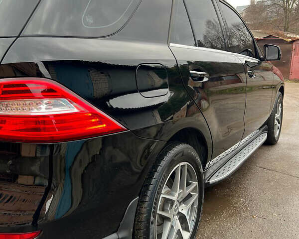 Чорний Мерседес М-Клас, об'ємом двигуна 3 л та пробігом 270 тис. км за 25000 $, фото 8 на Automoto.ua