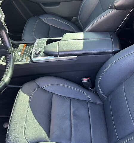 Черный Мерседес М-Класс, объемом двигателя 2.99 л и пробегом 90 тыс. км за 32000 $, фото 25 на Automoto.ua