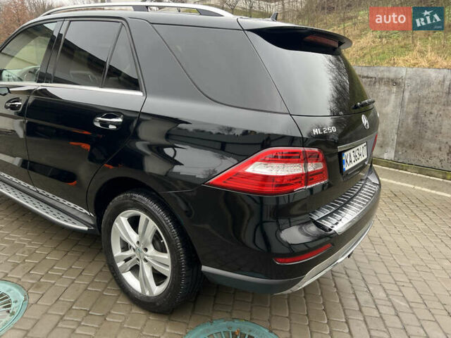 Чорний Мерседес М-Клас, об'ємом двигуна 2.14 л та пробігом 170 тис. км за 24900 $, фото 4 на Automoto.ua