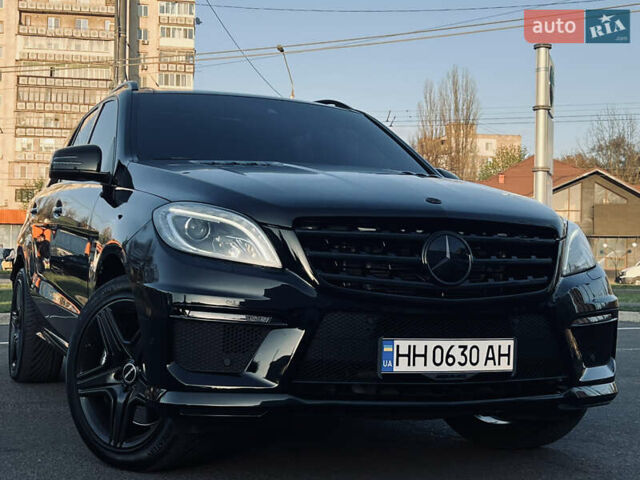 Черный Мерседес М-Класс, объемом двигателя 5.5 л и пробегом 145 тыс. км за 29999 $, фото 15 на Automoto.ua