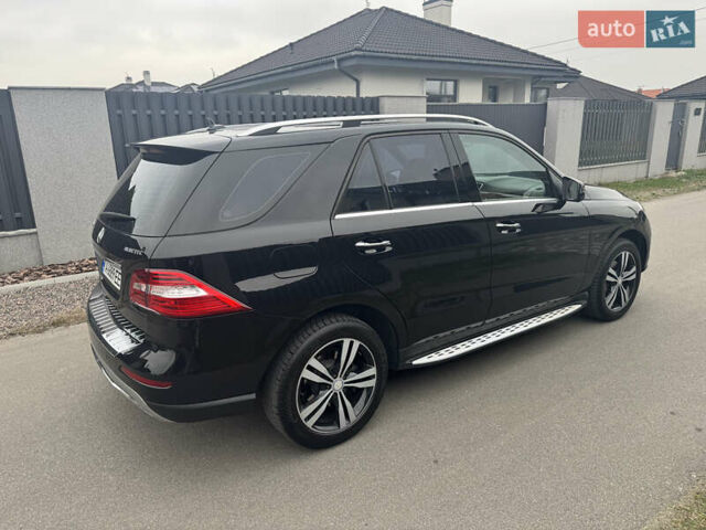 Черный Мерседес М-Класс, объемом двигателя 2.99 л и пробегом 201 тыс. км за 22000 $, фото 25 на Automoto.ua