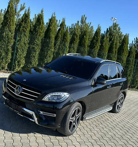 Черный Мерседес М-Класс, объемом двигателя 2.99 л и пробегом 90 тыс. км за 32000 $, фото 28 на Automoto.ua