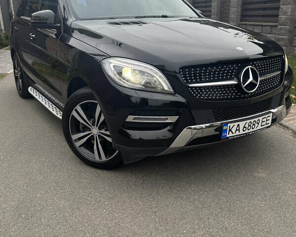 Черный Мерседес М-Класс, объемом двигателя 2.99 л и пробегом 201 тыс. км за 22000 $, фото 2 на Automoto.ua